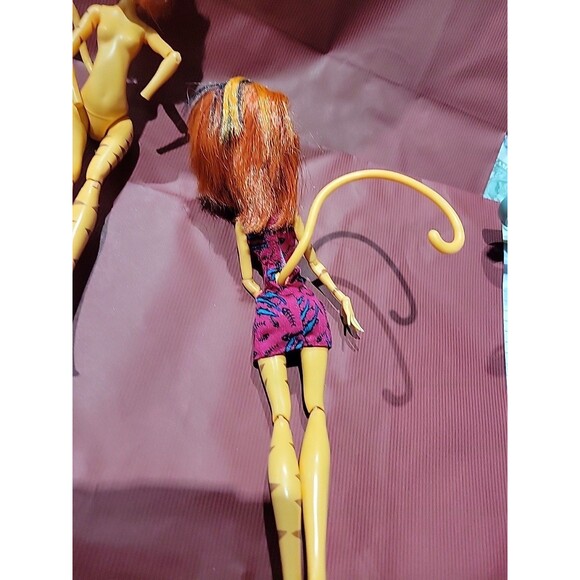 Monster High Toralei Stripe  Freaky Field Trip Doll lot of 2 TLC  As-Is - Picture 10 of 11